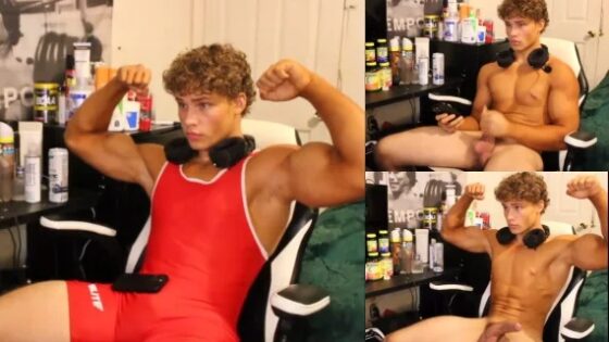 Cute twink wrestler jerks off for his fans