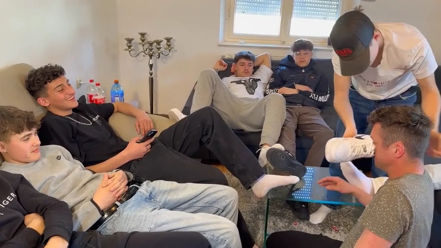 Group of twinks get their feed worshiped