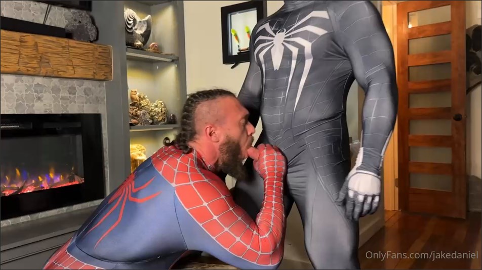 Jake Daniel and Scott Holliday suck eachother