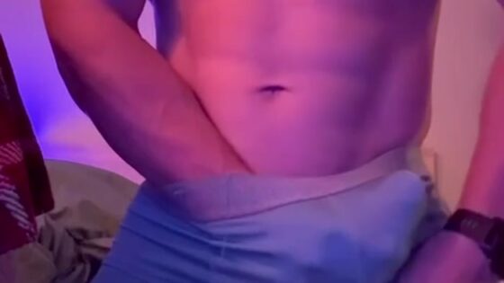 Stroking my cock and cumming in my underwear – Brendon Islinger (slinkydinkyy)
