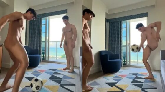 Ethan Wilson (Ethan_W999) – kicking around the soccer ball naked