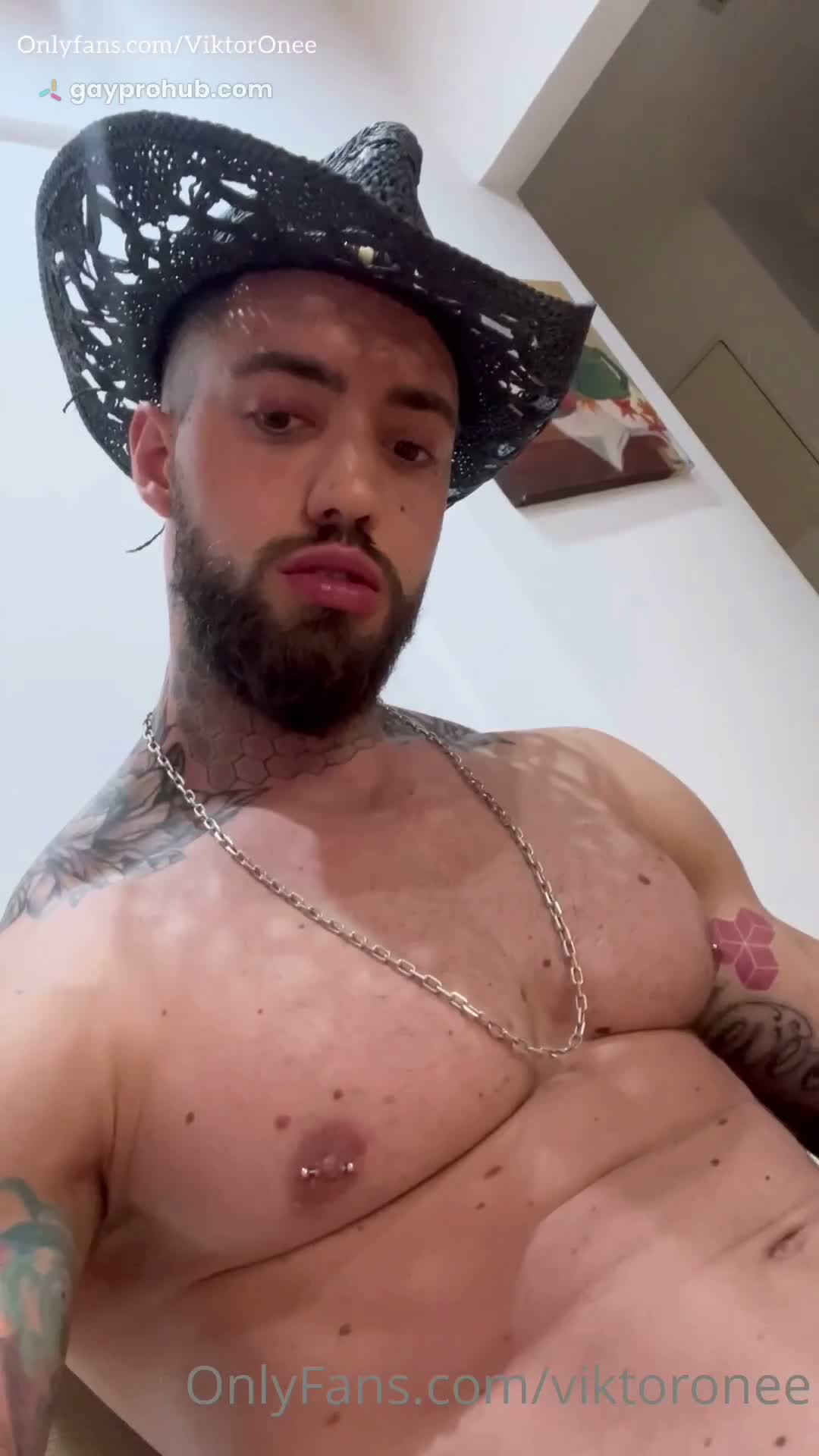 Viktor Onee jerks off dressed as a cowboy