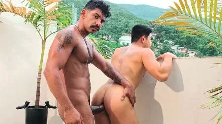 Gael Riok fucks Luke Truong