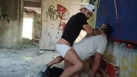 Rami Vargas – Fuck in an abandoned building