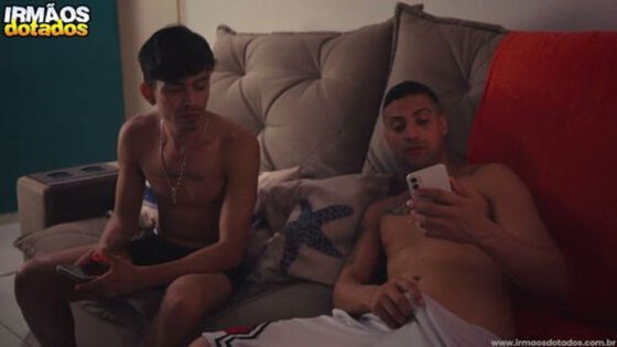 IrmaosDotados – Studying Sex – Felipe Leonel and Fabricio Oliveira