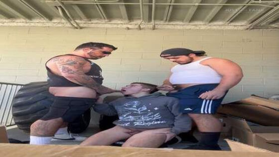 TheInkedPig – me and @geoscarxxx found this little slut twink in the stairs of the gym parking lot and used his throat before we
