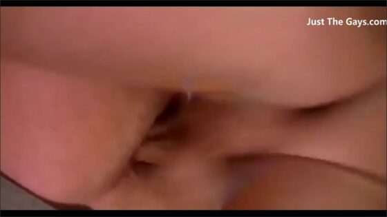 Cute twinks fuck bareback